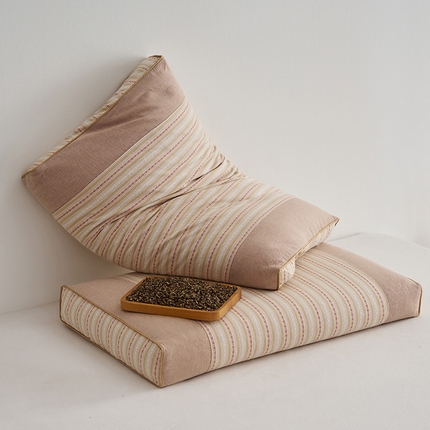 91家纺网 家纺一手货源 找家纺 （总）乐可 2025新款3D条纹方枕枕头枕芯