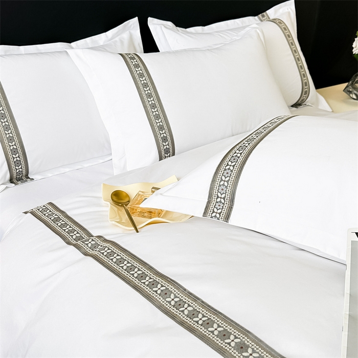 91家纺网 家纺一手货源 找家纺 梦庭帛美 2025新款宾馆刺绣四件套 幸运花-灰