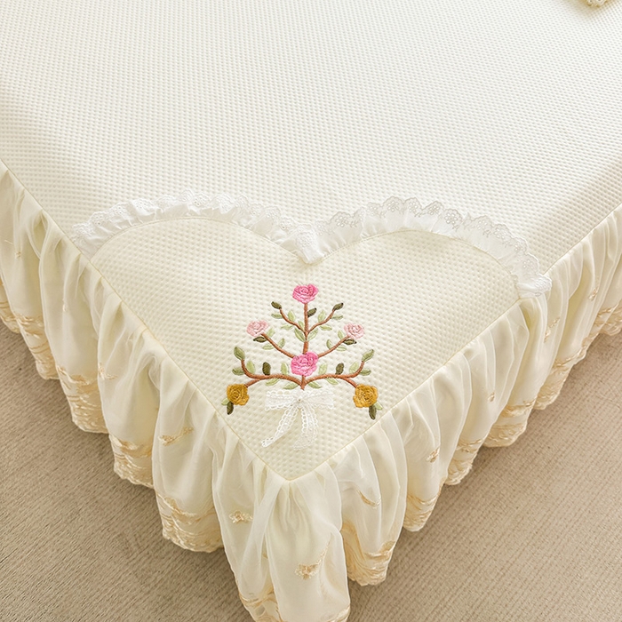 91家纺网 家纺一手货源 找家纺 （总）好儿喜家纺 2025新款春意浓系列凉席床裙冰丝席床罩凉席韩式凉感豆豆凉席床盖