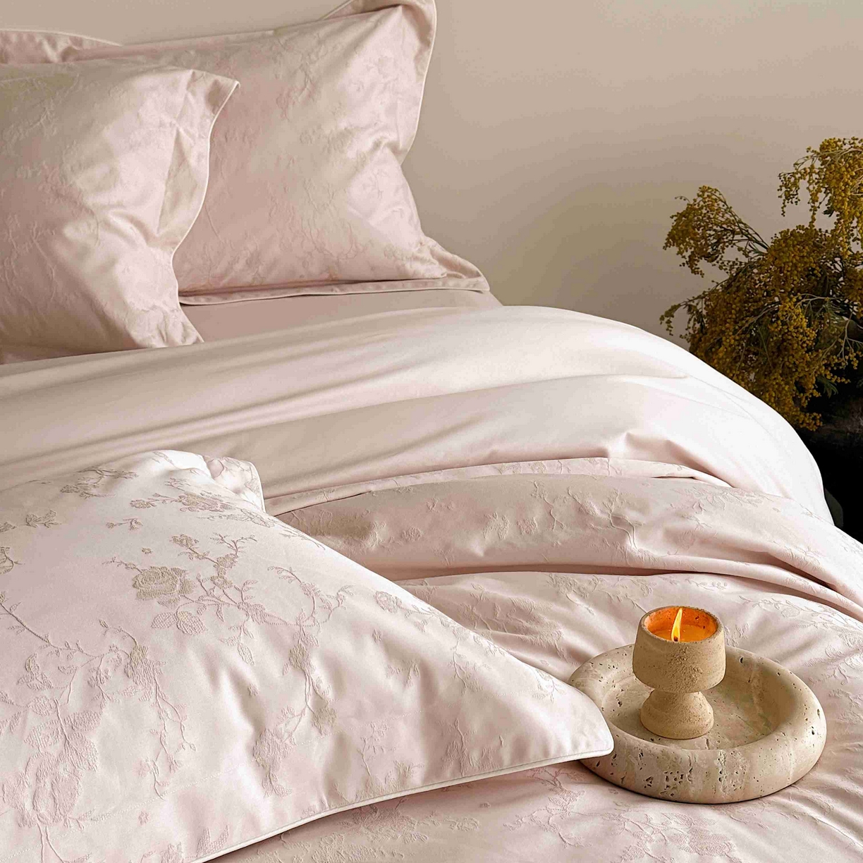 91家纺网 家纺一手货源 找家纺 涞澳家纺 2025新款全棉提花四件套 美玲-贝壳粉 