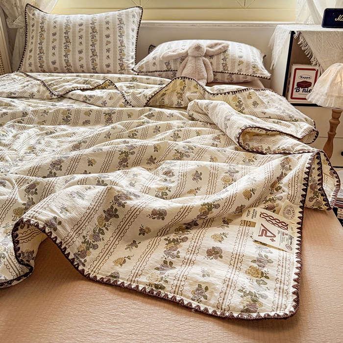 91家纺网 家纺一手货源 找家纺 星巴k家纺 2025新款春夏云感双层纱A类母婴级三角针夏被贝壳边夏凉被贝壳绣【可提供买家秀】 贝壳绣-玫瑰哒