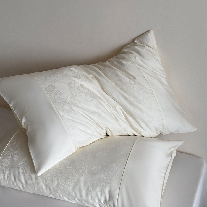 91家纺网 家纺一手货源 找家纺 鹿班家居 2025新款100S长绒棉提花单品枕套（第二组）【标准会员-2元】 单品枕套-邂逅白色