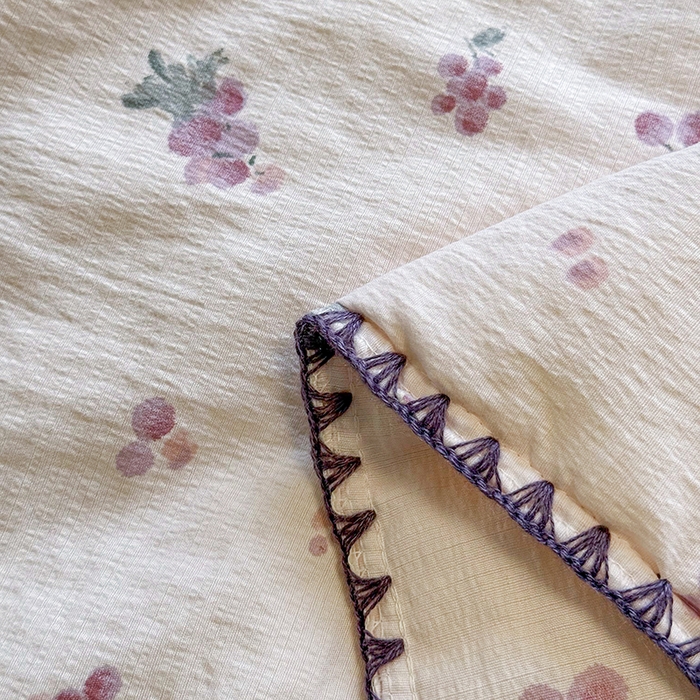 91家纺网 家纺一手货源 找家纺 星巴k家纺 2025新款春夏云感双层纱A类母婴级三角针夏被贝壳边夏凉被贝壳绣【可提供买家秀】 贝壳绣-葡萄微甜