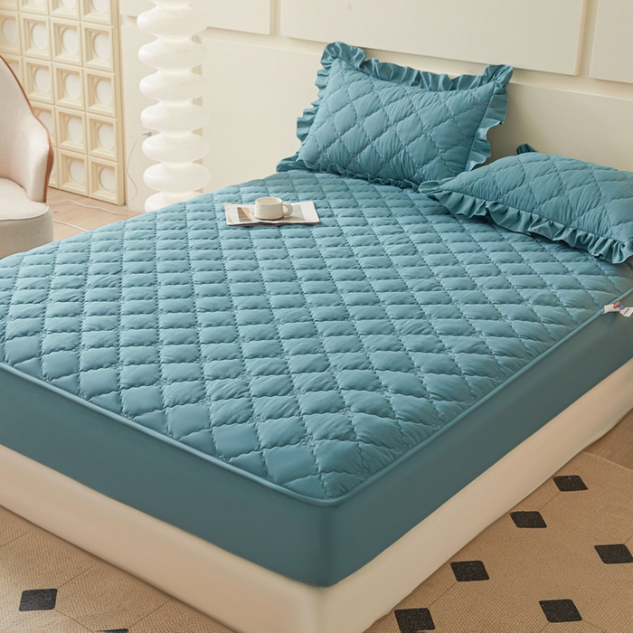 91家纺网 家纺一手货源 找家纺 怡源梦 2025新款蝶恋系列亲肤棉夹棉床笠 蓝色