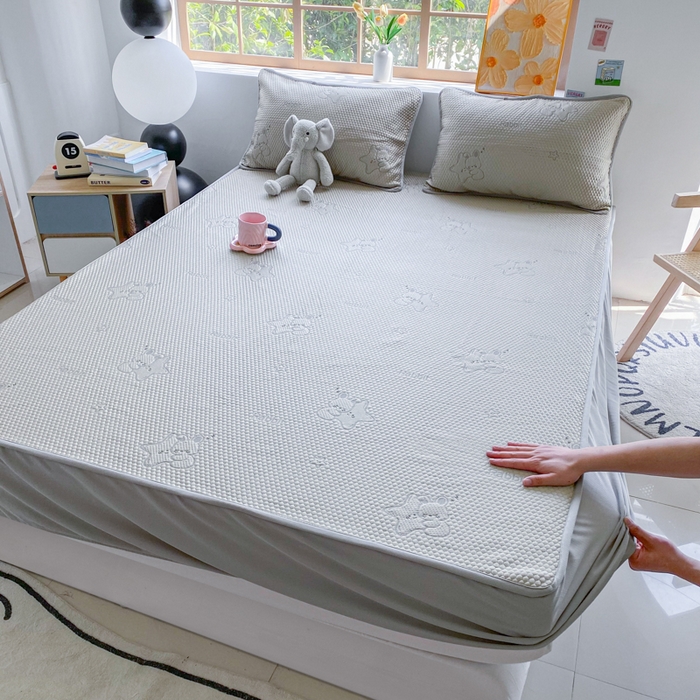 91家纺网 家纺一手货源 找家纺 千朵 2025新款凉感PE冰豆豆提花床笠款凉席 星星兔香槟