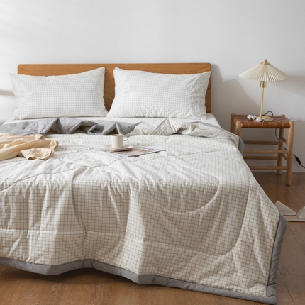 91家纺网 家纺一手货源 找家纺 （总）缦绣阁家纺 2025春夏新款无印风格子夏凉被亲肤柔软裸睡级色织水洗棉大豆夏被空调被可机洗凉感夏被