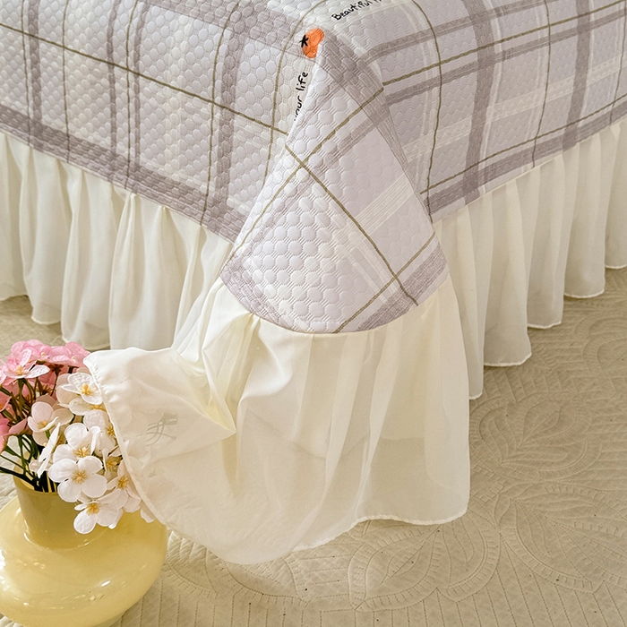 91家纺网 家纺一手货源 找家纺 金盛皇朝家纺 2025夏季新款冰丝凉豆豆床盖凉席 格纹素锦