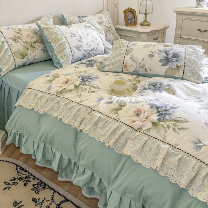 91家纺网 家纺一手货源 找家纺 亲亲公主 2025新款全棉法式花边四件套--米娅 米娅一孔雀蓝