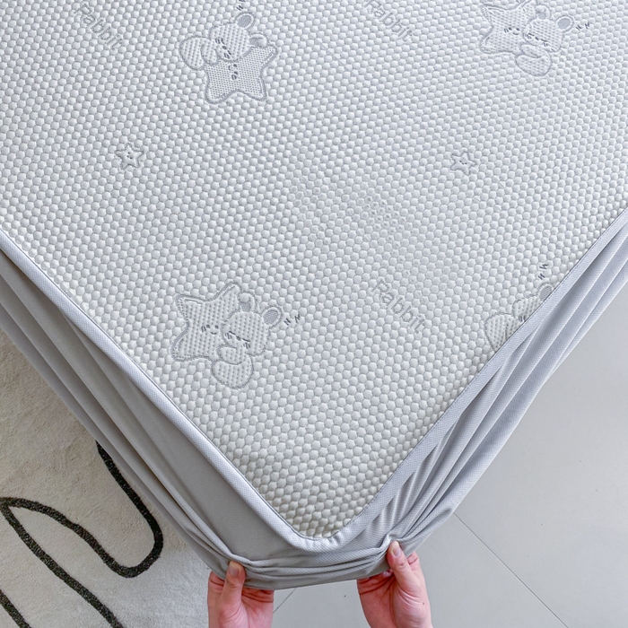 91家纺网 家纺一手货源 找家纺 千朵 2025新款凉感PE冰豆豆提花床笠款凉席 星星兔香槟