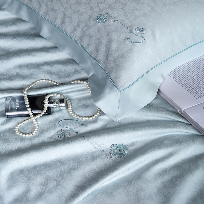 91家纺网 家纺一手货源 找家纺 佳汐蓝家纺 2025新款60支高密提花夏被夏凉被空调被四件套-御玫瑰提花夏被系列 御玫瑰-冰蓝