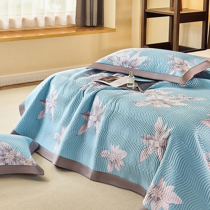 91家纺网 家纺一手货源 找家纺 南通朵美纺织品有限公司 2025【DM】60支兰精天丝软席三件套 蓝色百合