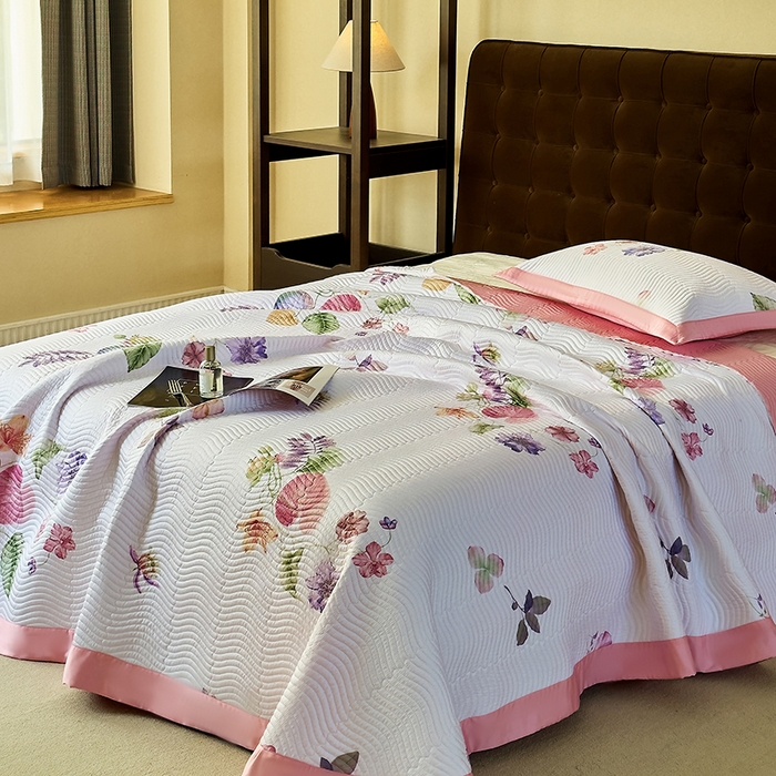 91家纺网 家纺一手货源 找家纺 南通朵美纺织品有限公司 2025【DM】60支兰精天丝软席三件套 清新百合