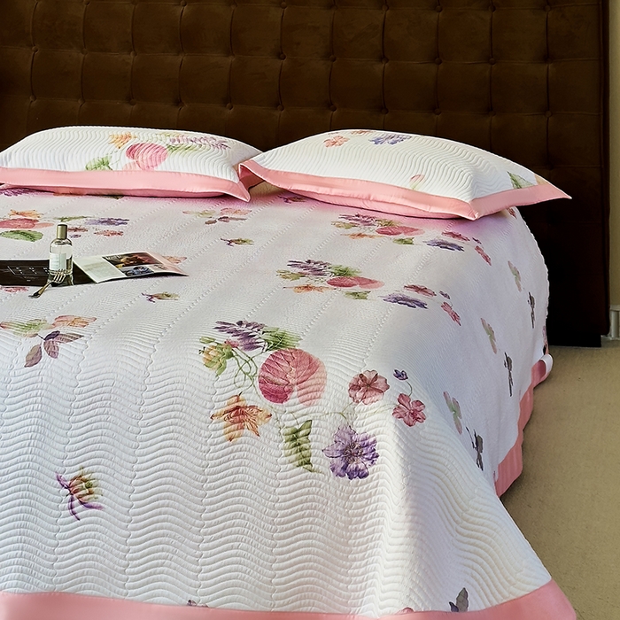 91家纺网 家纺一手货源 找家纺 南通朵美纺织品有限公司 2025【DM】60支兰精天丝软席三件套 清新百合