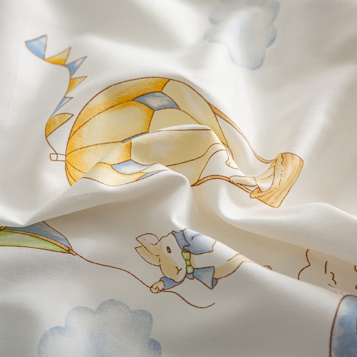 91家纺网 家纺一手货源 找家纺 萌番宝 2025春夏新款60支长绒棉全棉儿童卡通枕套工艺学生A类枕套单枕套 城堡气球