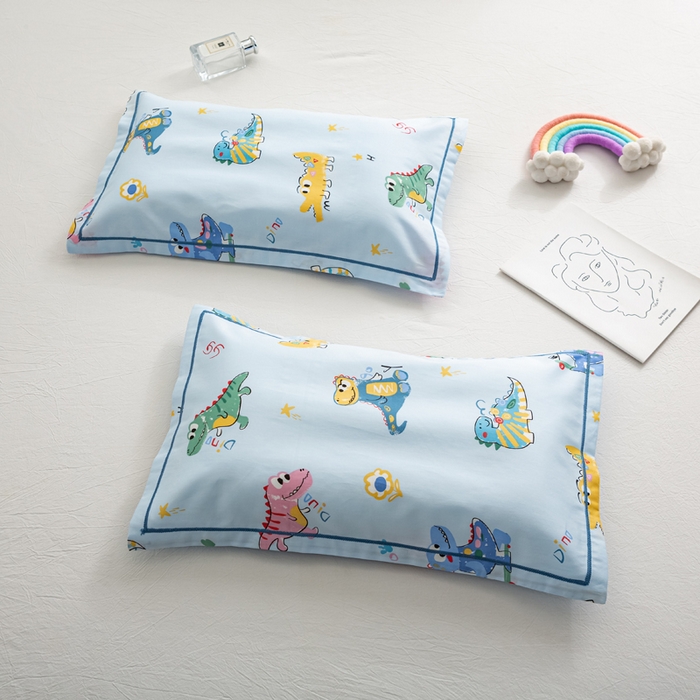 91家纺网 家纺一手货源 找家纺 萌番宝 2025春夏新款60支长绒棉全棉儿童卡通枕套工艺学生A类枕套单枕套 涂鸦龙