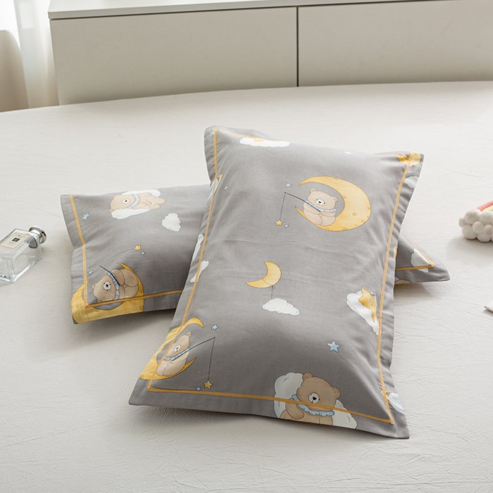 萌番宝 2025春夏新款60支长绒棉全棉儿童卡通枕套工艺学生A类枕套单枕套 月亮小熊