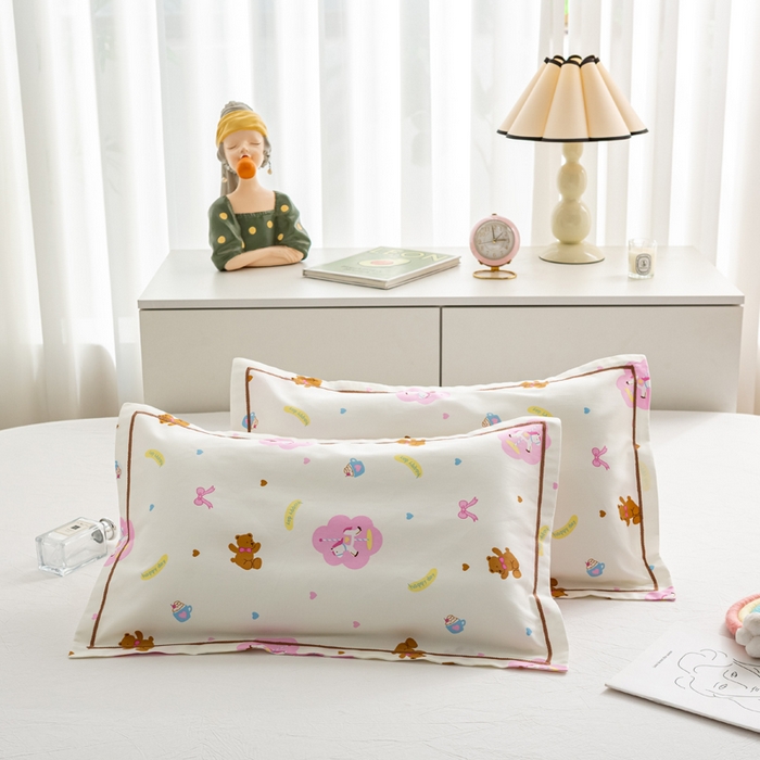 91家纺网 家纺一手货源 找家纺 萌番宝 2025春夏新款60支长绒棉全棉儿童卡通枕套工艺学生A类枕套单枕套 梦幻城