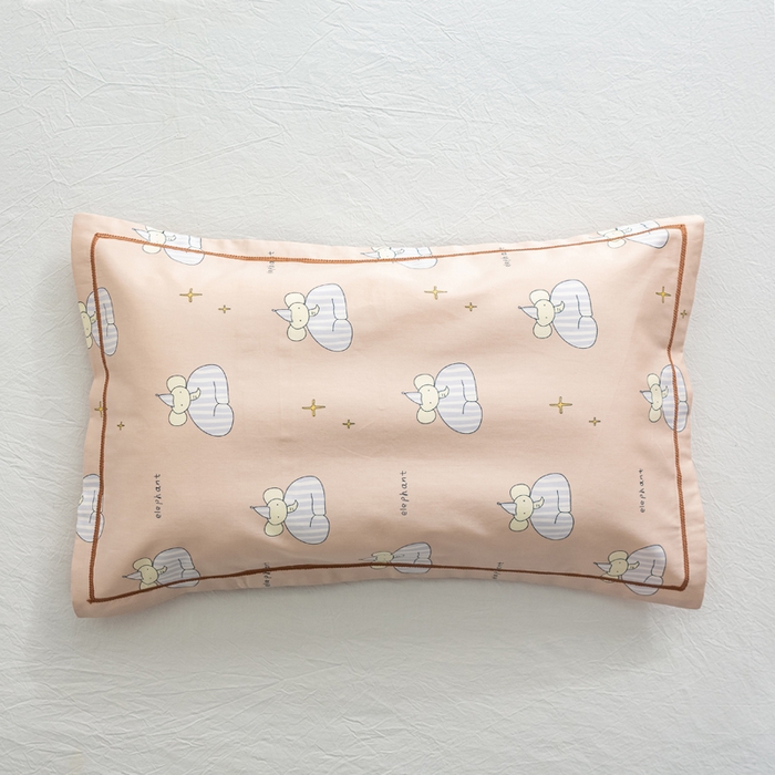 91家纺网 家纺一手货源 找家纺 萌番宝 2025春夏新款60支长绒棉全棉儿童卡通枕套工艺学生A类枕套单枕套 星空象