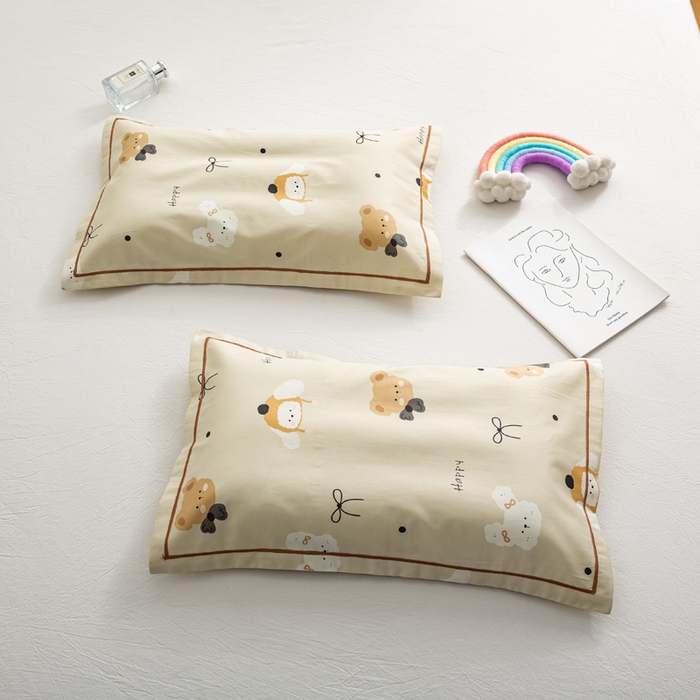 91家纺网 家纺一手货源 找家纺 萌番宝 2025春夏新款60支长绒棉全棉儿童卡通枕套工艺学生A类枕套单枕套 咖の熊