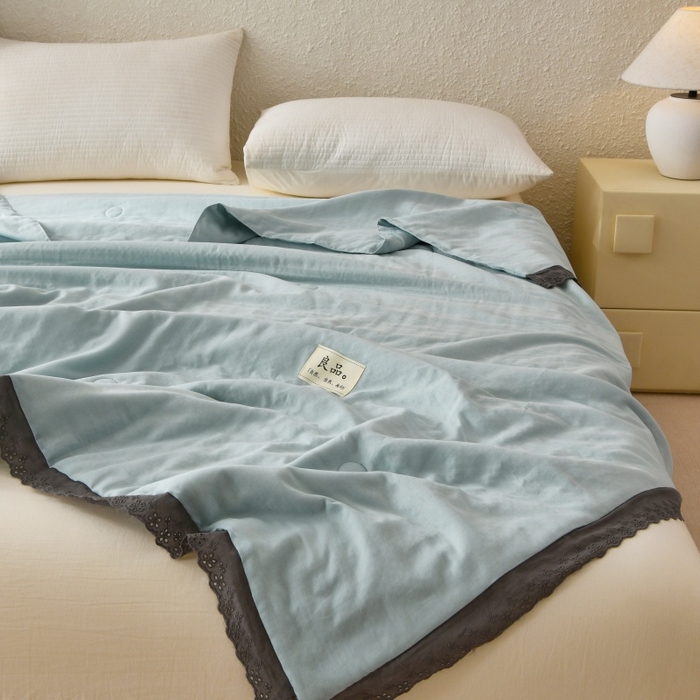 91家纺网 家纺一手货源 找家纺 金艾草 2025新款纯棉纱布棉花单夏被夏凉被空调被 蔚蓝（花边款）