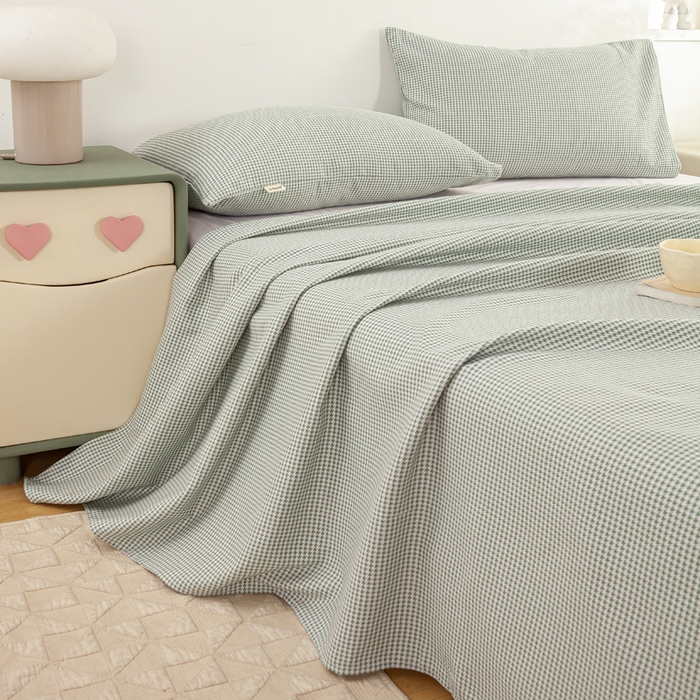 91家纺网 家纺一手货源 找家纺 红日子纺织品 2025新款直播热卖原棉老粗布印花床单三件套 绿格