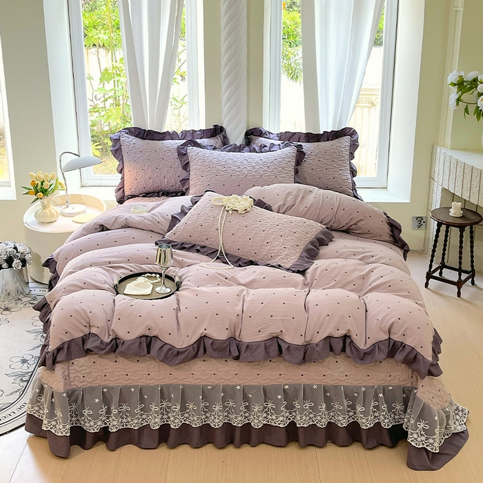 91家纺网 家纺一手货源 找家纺 雨彤家纺 2025年新款赫本风云朵水洗棉夹棉双层花边床盖四件套 芋艿波波-紫-赫本风