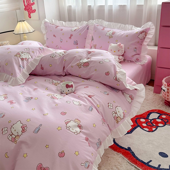 91家纺网 家纺一手货源 找家纺 玉元坊 2025新款凯蒂猫全棉库洛米纯棉床裙公主风花边被套四件套三件套（第三批）-花边款 花边款-美美凯蒂