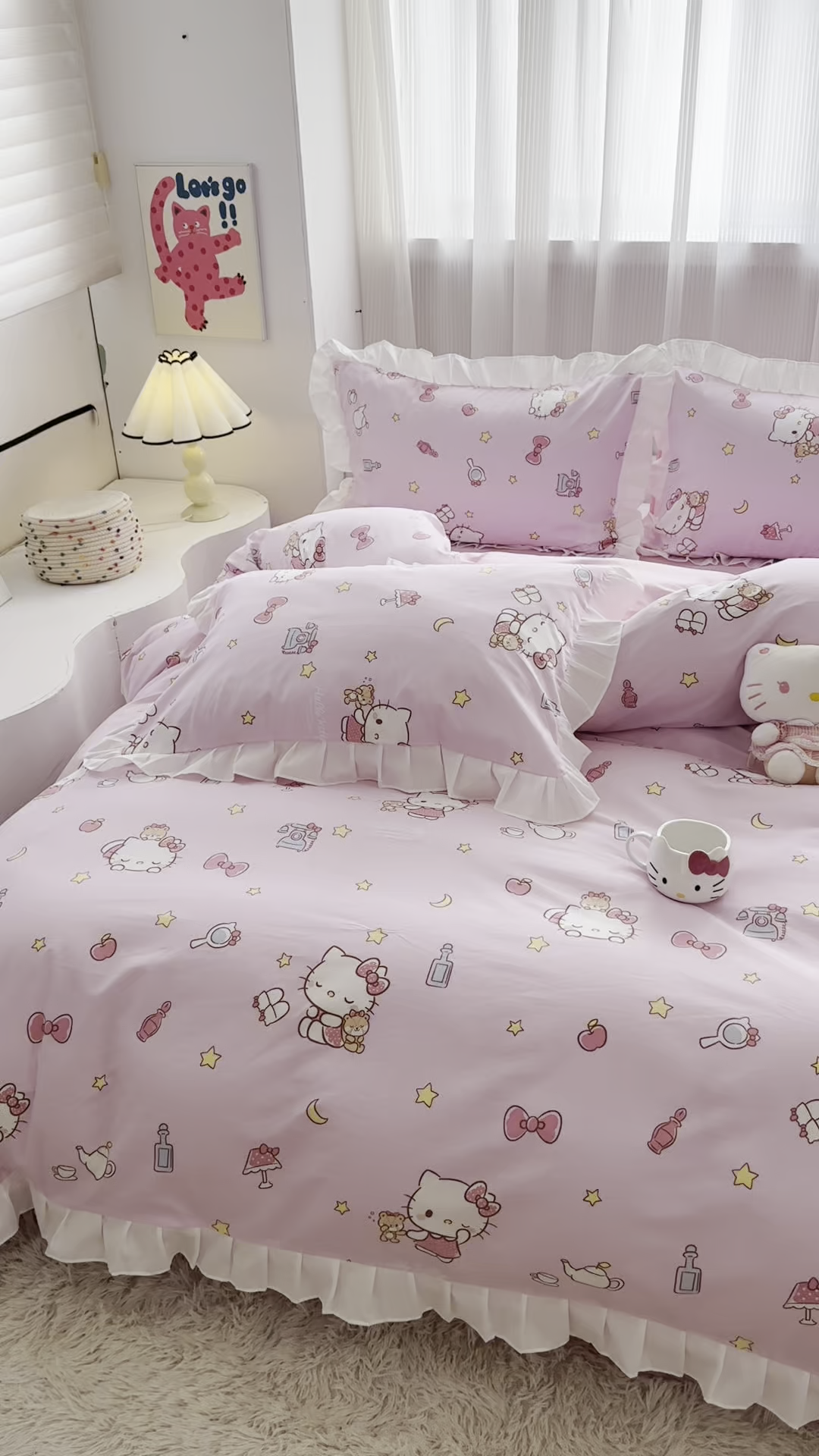 91家纺网 家纺一手货源 找家纺 玉元坊 2025新款凯蒂猫全棉库洛米纯棉床裙公主风花边被套四件套三件套（第三批）-花边款 花边款-美美凯蒂