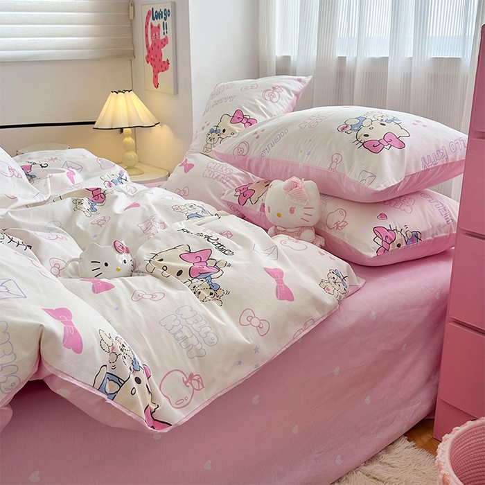 91家纺网 家纺一手货源 找家纺 玉元坊 2025新款三丽鸥全棉凯蒂猫纯棉库洛米床裙四件套三件套（第三批）-简约款 简约基础款-凯蒂小熊