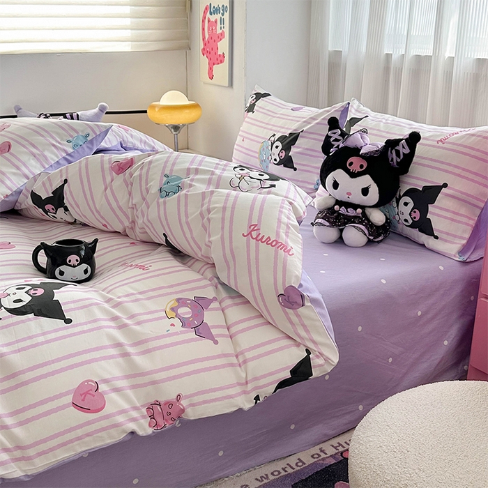 91家纺网 家纺一手货源 找家纺 玉元坊 2025新款三丽鸥全棉凯蒂猫纯棉库洛米床裙四件套三件套（第三批）-简约款 简约基础款-库洛米条纹