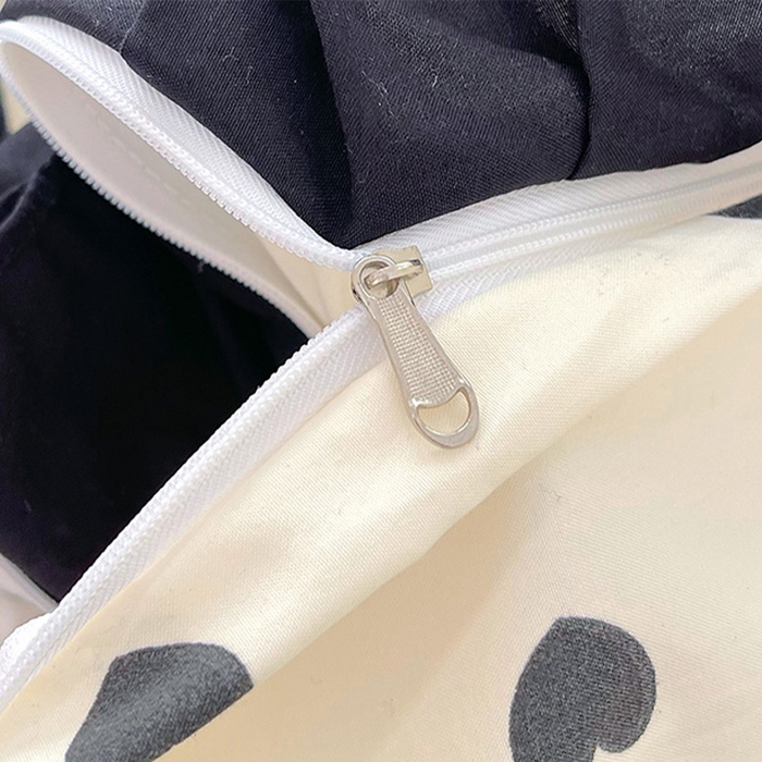 91家纺网 家纺一手货源 找家纺 雨彤家纺 2025年新款赫本风云朵水洗棉夹棉双层花边床盖四件套 爱心-赫本风