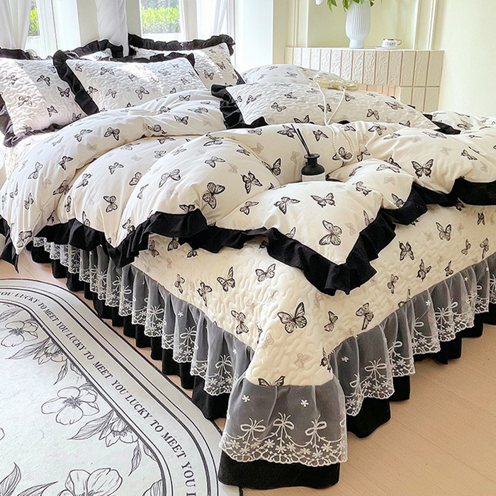 91家纺网 家纺一手货源 找家纺 雨彤家纺 2025年新款赫本风云朵水洗棉夹棉双层花边床盖四件套 蝴蝶-赫本风