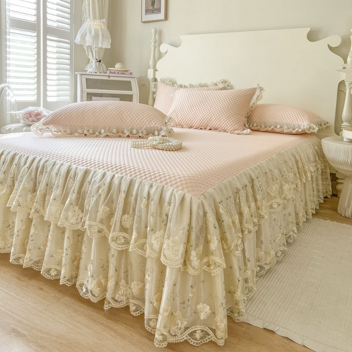 91家纺网 家纺一手货源 找家纺 恋尚 2025新款3D裸睡凉感冰豆豆床笠式床裙软席席子三件套-巧心（控价170起） 巧心-浅玉