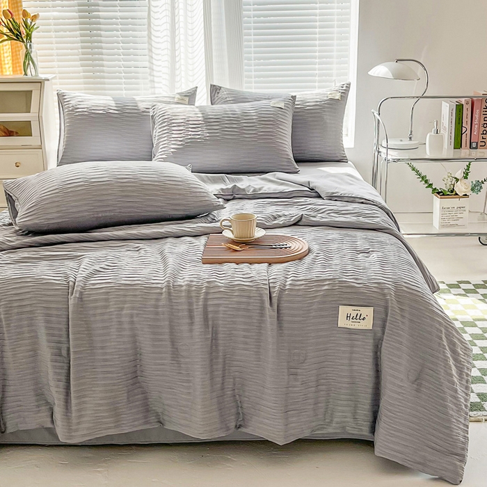 91家纺网 家纺一手货源 找家纺 斯卡诺家纺 2025新款直播爆款提花针织泡泡纱夏被四件套夏凉被空调被四件套 灰色