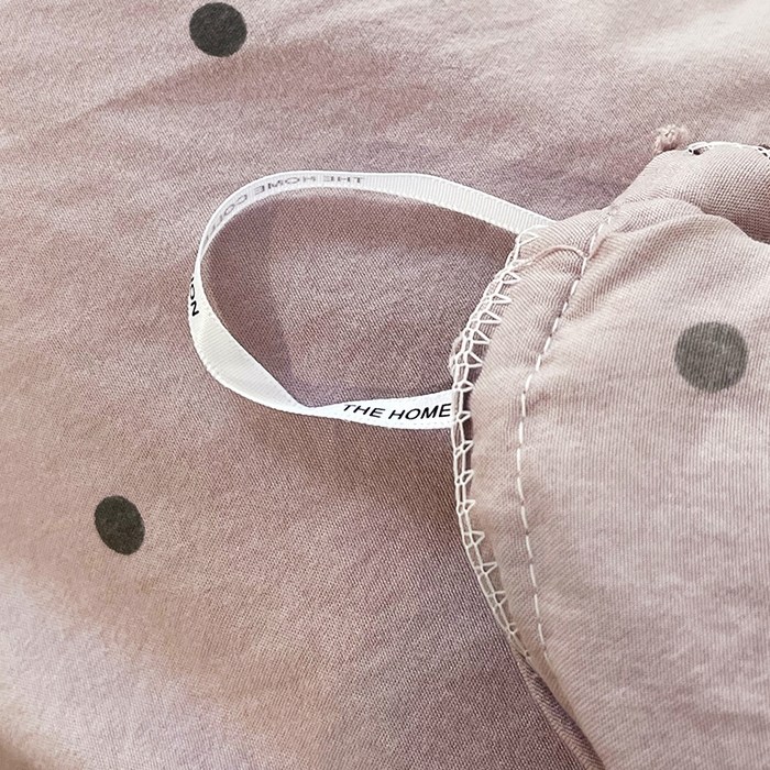 91家纺网 家纺一手货源 找家纺 雨彤家纺 2025年新款赫本风云朵水洗棉夹棉双层花边床盖四件套 芋艿波波-紫-赫本风