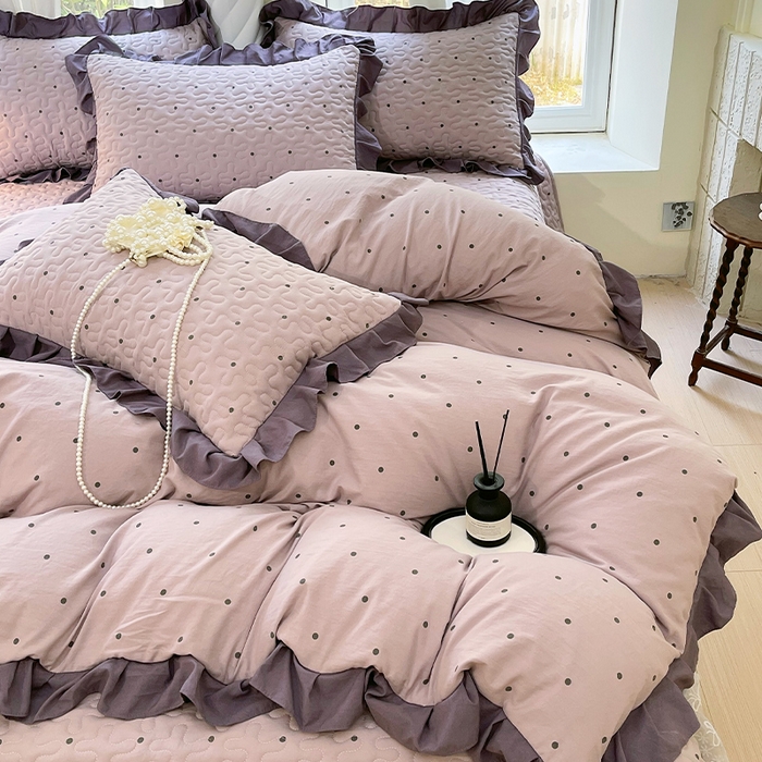 91家纺网 家纺一手货源 找家纺 雨彤家纺 2025年新款赫本风云朵水洗棉夹棉双层花边床盖四件套 芋艿波波-紫-赫本风