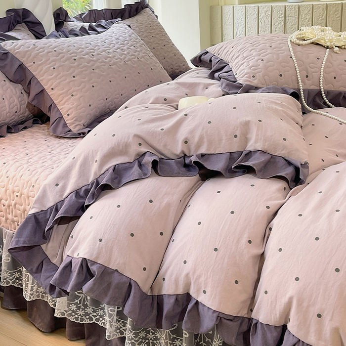 91家纺网 家纺一手货源 找家纺 雨彤家纺 2025年新款赫本风云朵水洗棉夹棉双层花边床盖四件套 芋艿波波-紫-赫本风