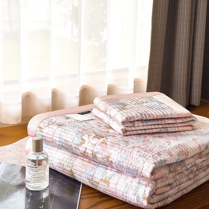 91家纺网 家纺一手货源 找家纺 南通朵美纺织品有限公司 2025【DM】50天丝软席席子三件套 莱茵花园 粉