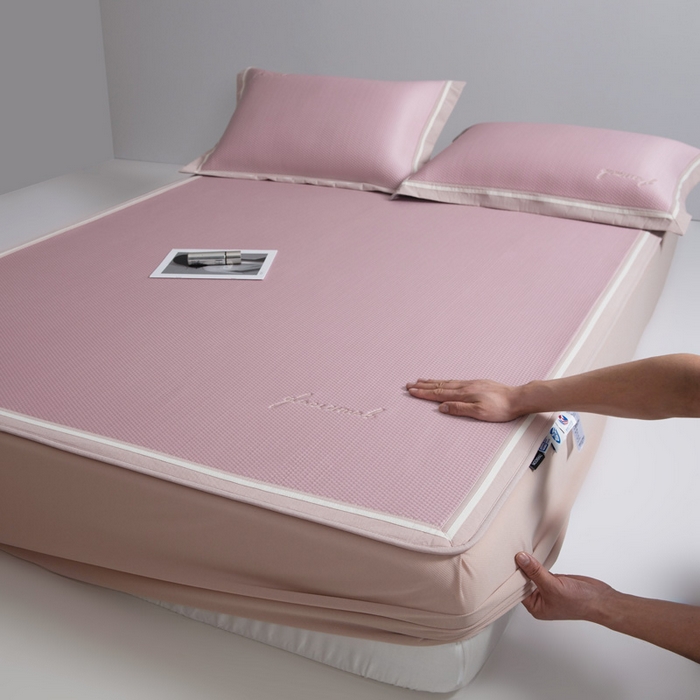 91家纺网 家纺一手货源 找家纺 席世家 2025春夏新款冰豆豆凉席冰川席空调席子单凉席 霞光粉