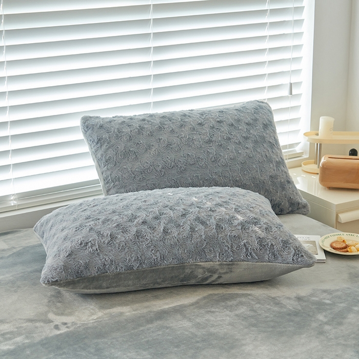 91家纺网 家纺一手货源 找家纺 （总）耐思家纺 2025 新款A类母婴级兔毛绒单枕套