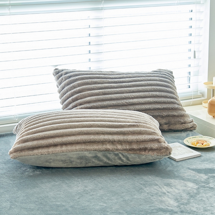 91家纺网 家纺一手货源 找家纺 （总）耐思家纺 2025 新款A类母婴级兔毛绒单枕套