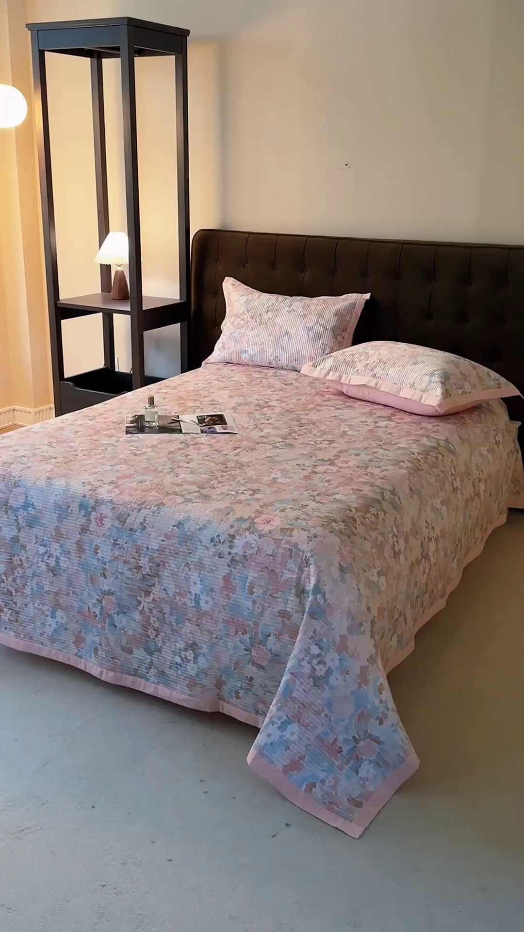 91家纺网 家纺一手货源 找家纺 南通朵美纺织品有限公司 2025【DM】50天丝软席席子三件套 莱茵花园 粉