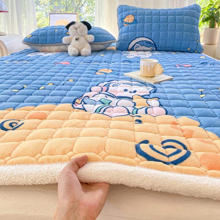 91家纺网 家纺一手货源 找家纺 （总）耐思家纺 2024新款柔软A类加厚保暖牛奶绒床褥