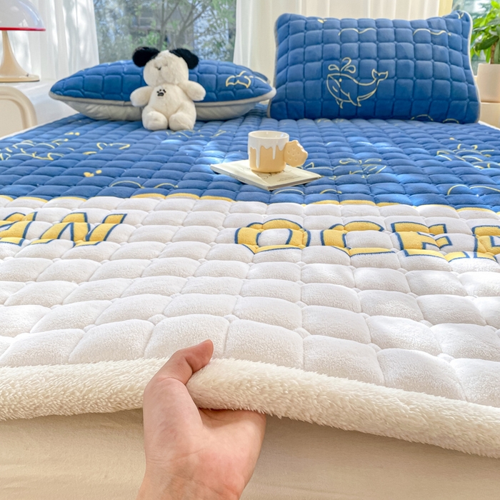 91家纺网 家纺一手货源 找家纺 （总）耐思家纺 2024新款柔软A类加厚保暖牛奶绒床褥