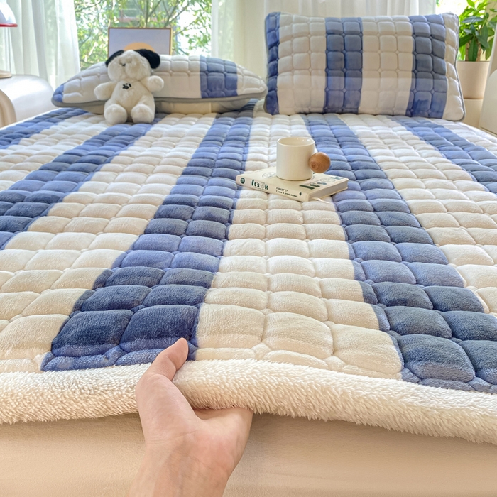 91家纺网 家纺一手货源 找家纺 （总）耐思家纺 2024新款柔软A类加厚保暖牛奶绒床褥