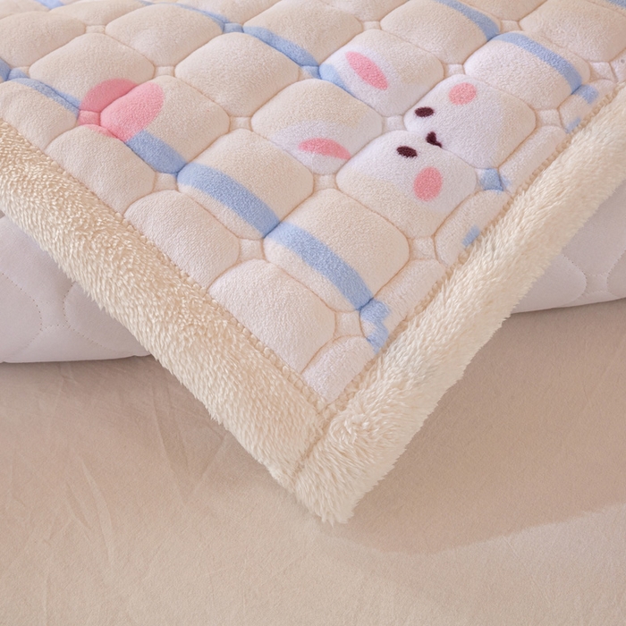 91家纺网 家纺一手货源 找家纺 （总）耐思家纺 2024新款学生上下铺床褥系列-牛奶绒床褥