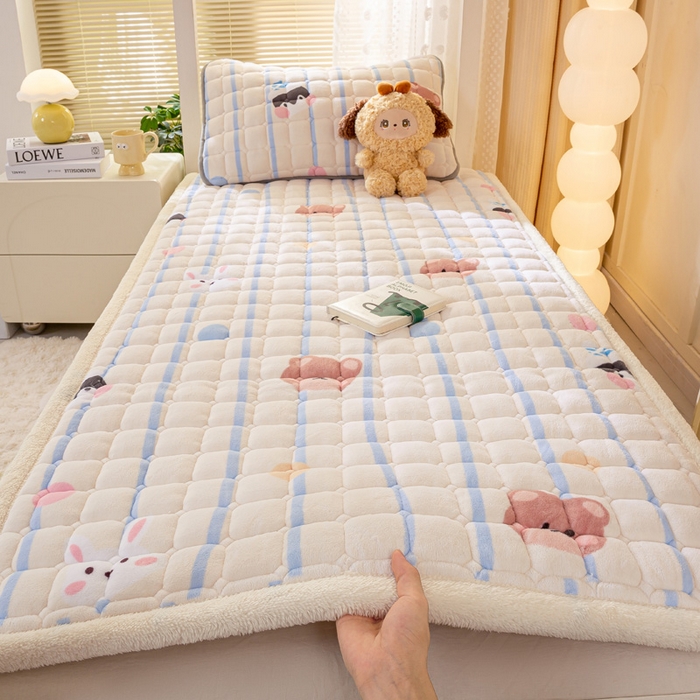 91家纺网 家纺一手货源 找家纺 （总）耐思家纺 2024新款学生上下铺床褥系列-牛奶绒床褥