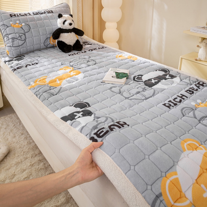 91家纺网 家纺一手货源 找家纺 （总）耐思家纺 2024新款学生上下铺床褥系列-牛奶绒床褥