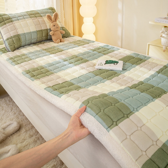 91家纺网 家纺一手货源 找家纺 （总）耐思家纺 2024新款学生上下铺床褥系列-牛奶绒床褥