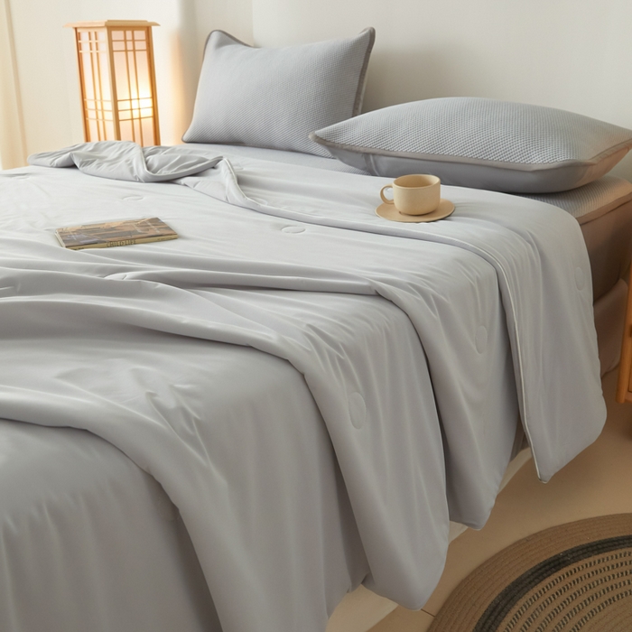 91家纺网 家纺一手货源 找家纺 （总）欧邦 2025春夏新款PE凉感冰豆豆床笠款夏被夏凉被空调被四件套